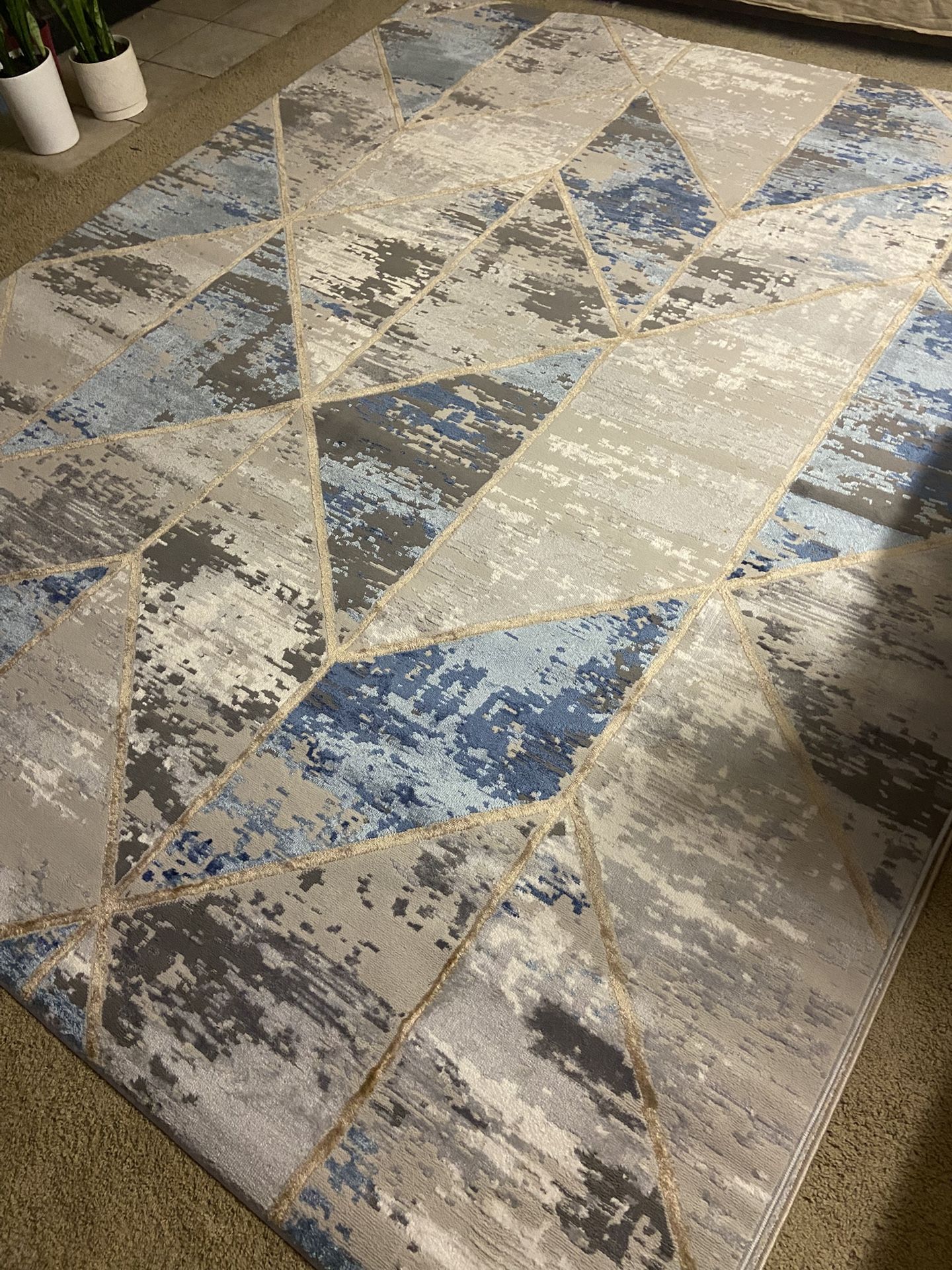 Large 7' 9" X 9' 6" Rug