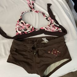 Small Top Medium Bottom 