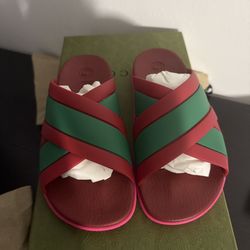 Bold Contrast Slide Sandals