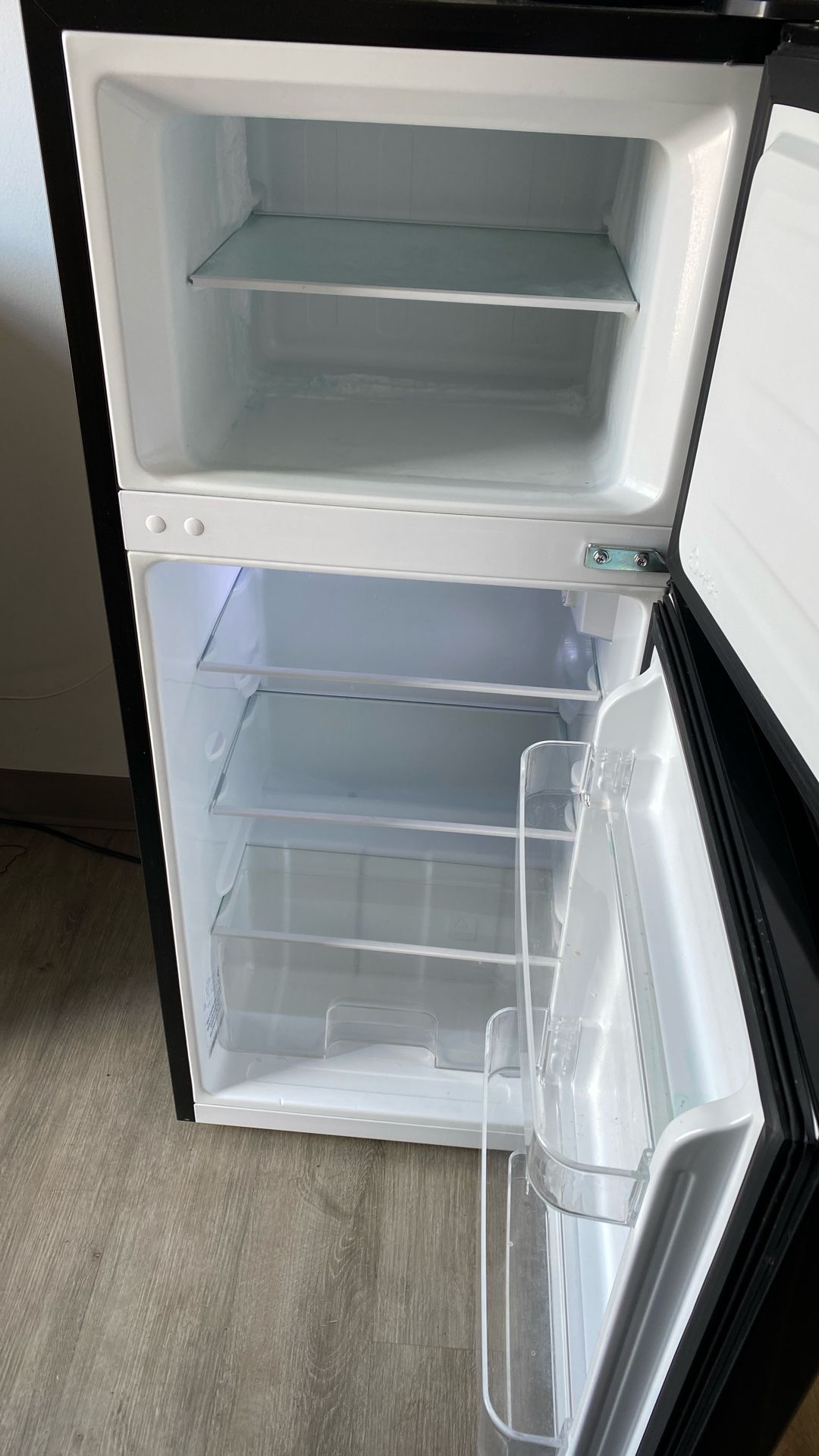 Refrigerator Black