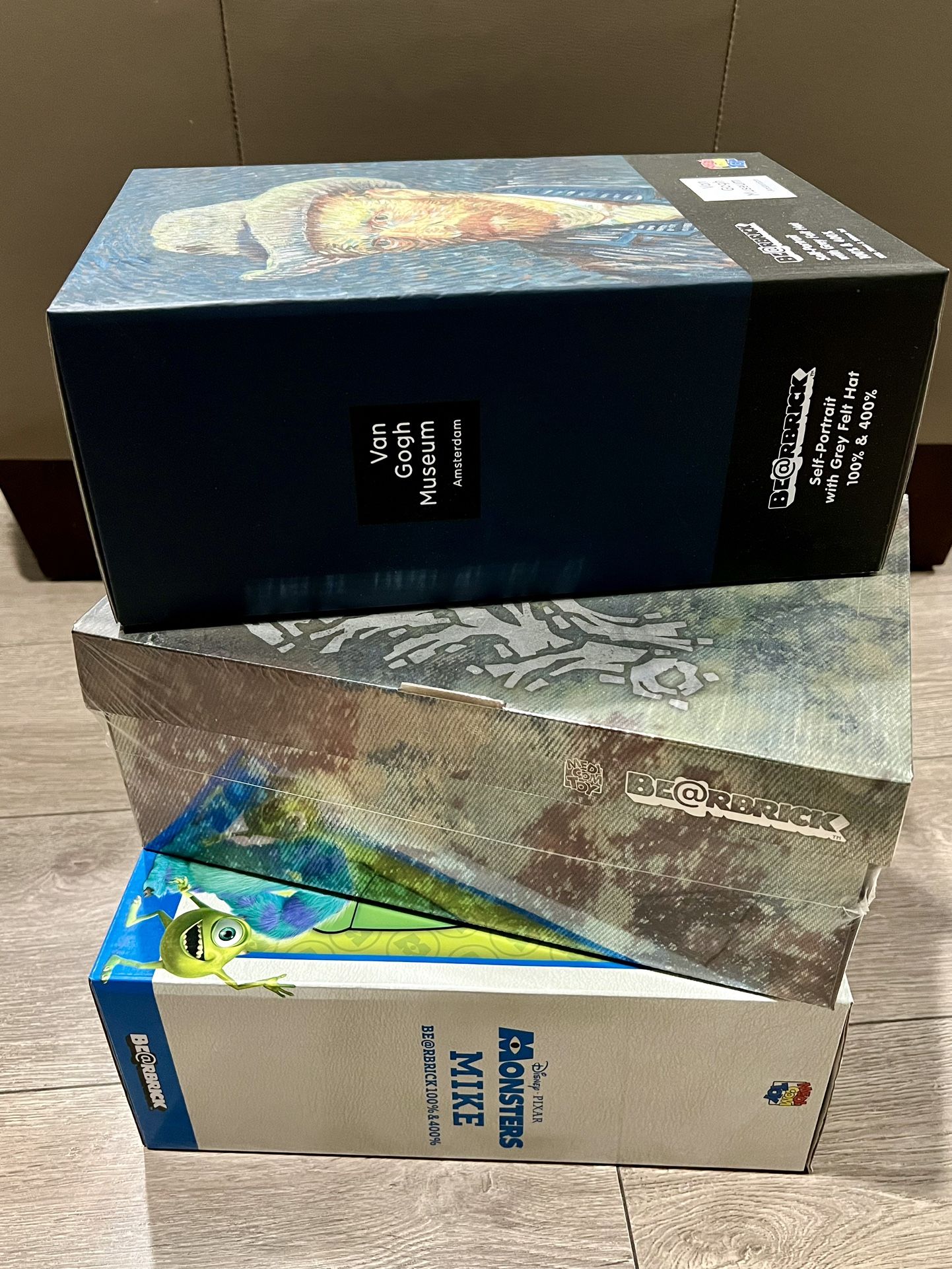 Brand New Authentic BE@RBRICK 100% 400% 