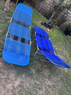 Sillas, Para El Patio De Alberca, se doblan en buenas condiciones, las dos piezas $25
