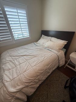 Full size mattress