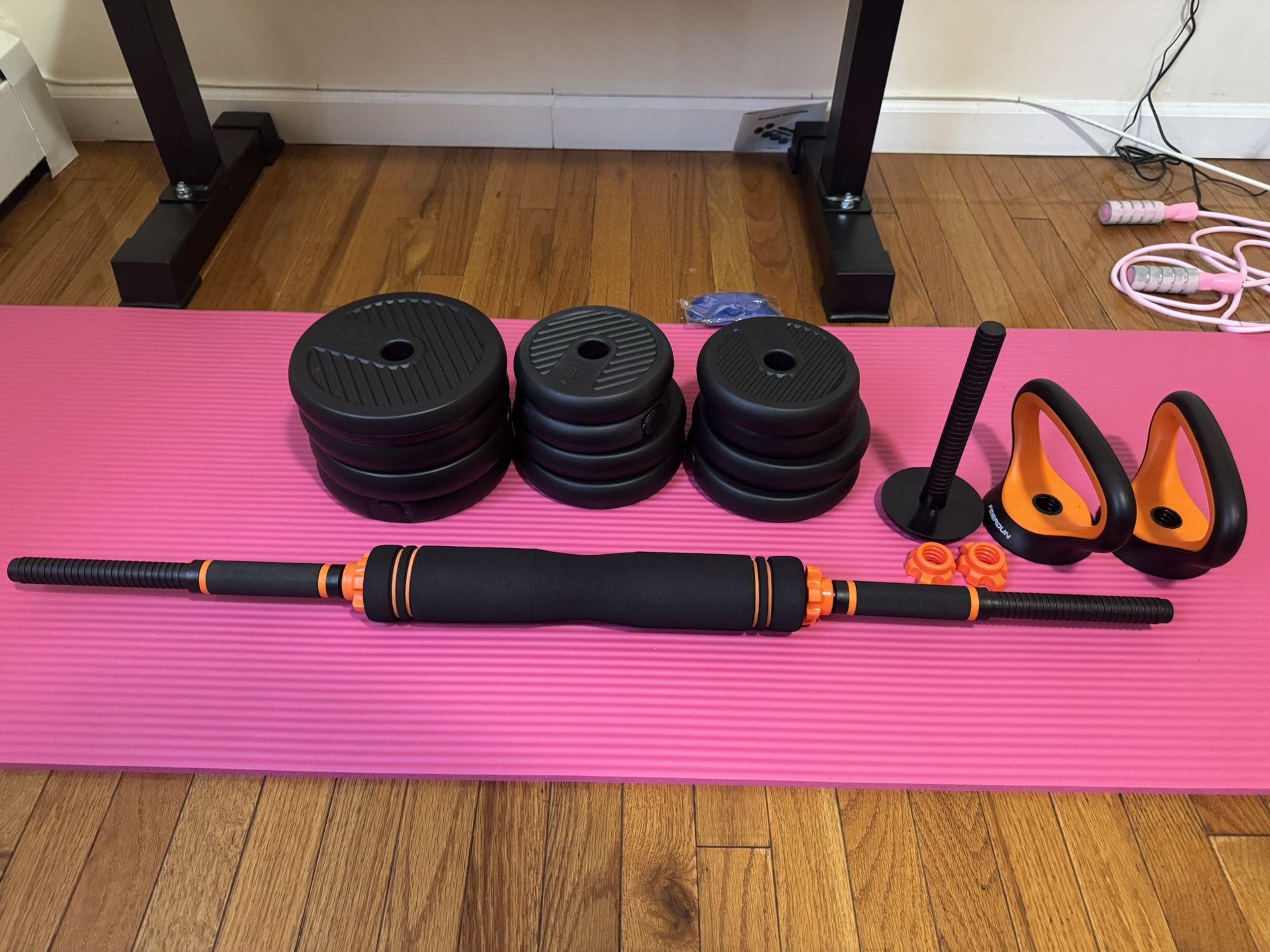 !BRAND NEW! Adjustable Dumbbells