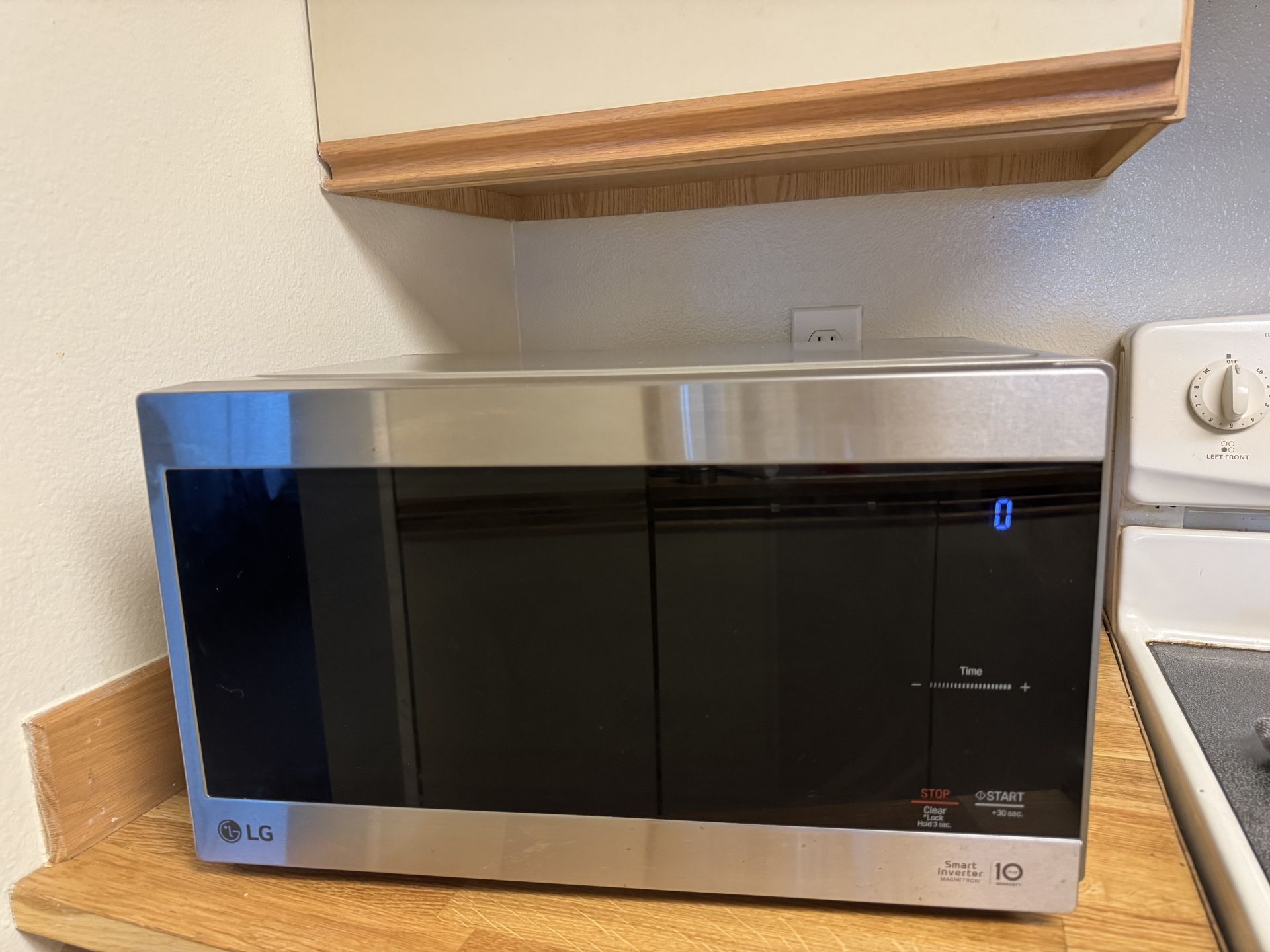 Panasonic 1.3 Cu Ft Countertop Microwave Oven Stainless Steel