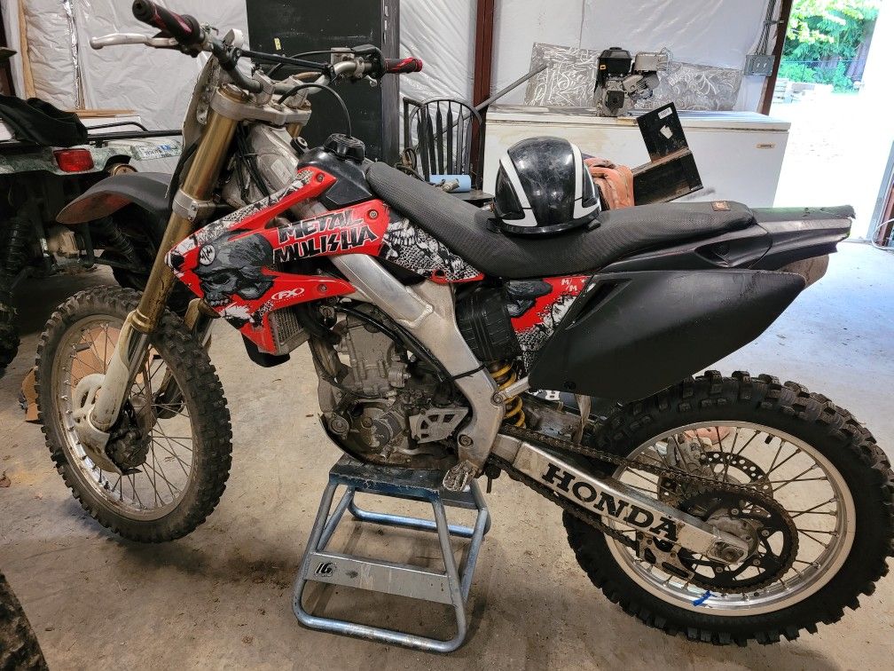 Photo 2005 HONDA CRF250R