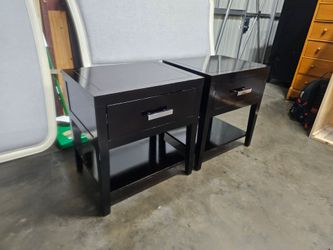 Set Of Two Night Stands