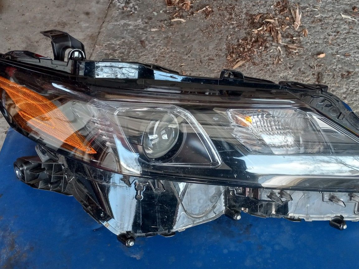 Headlights & Taillights