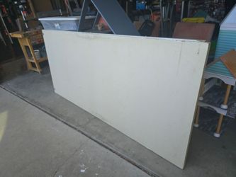 Free (Gratis)2ea closet doors 93.75"  x  42"