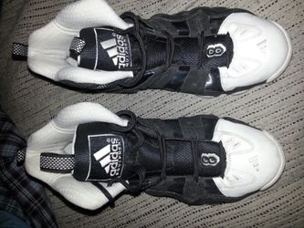 ADIDAS SHOES sixe11LIKE NEW GREAT CONDITION