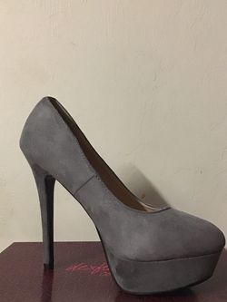 Gray heels