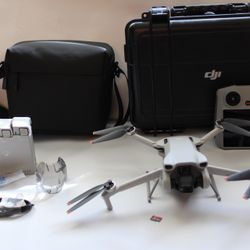 DJI Mini 3 Fly More Combo With ACCESSORIES 