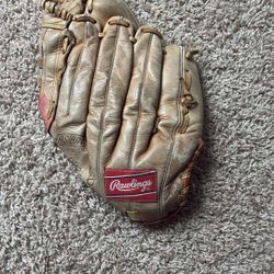 Old Baseball Left Handed Glove