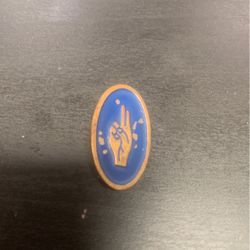 Vintage Brooch / Pin Girl Scout 2 Finger Salute Pin 1(contact info removed)