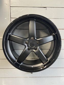 NICHE 20x8.5 5x4.5 ON 225/35/20 ON SALE‼️‼️