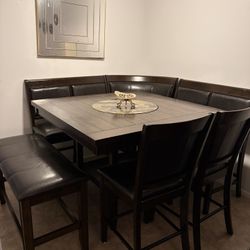 Dining Table Set