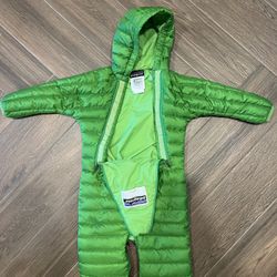 Patagonia Infant Snow Suit (Size: 6 Month)