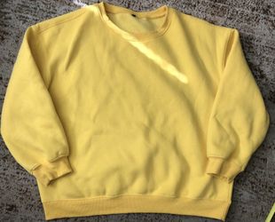 Women’s Sweater Yellow Large