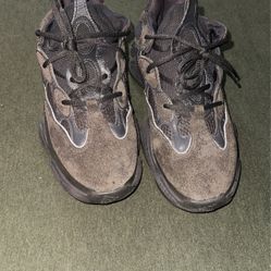 Yeezy 500 Utility Black