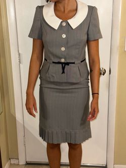 Vintage Sweet Suit Grey Pinstripe 2-Piece Skirt Set (Size 6)
