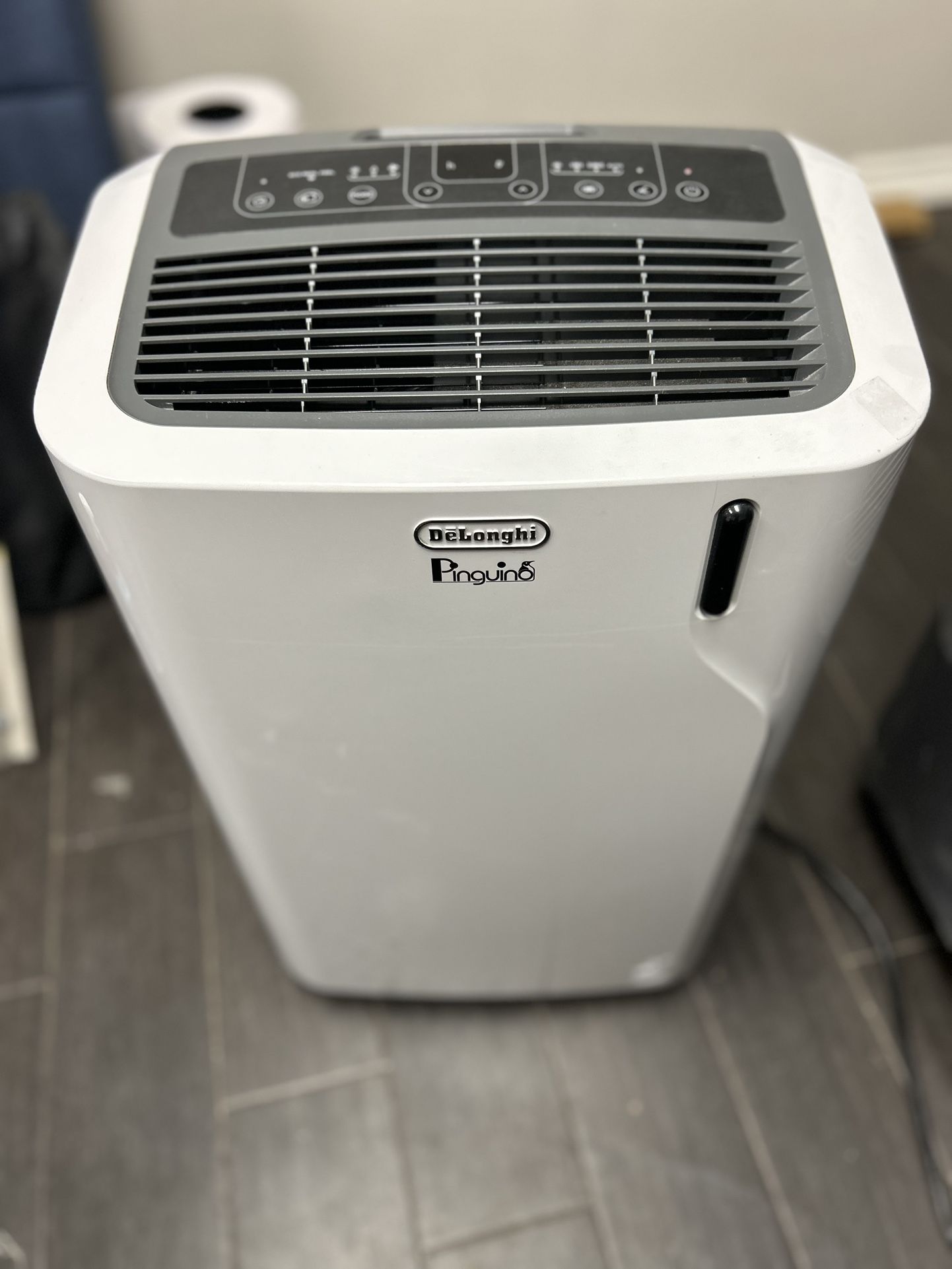 🥶💨DeLonghi Pinguino EM3750WRC 6AL Portable Air Conditioner, 6900 BTU/h, 500 sqft, White
