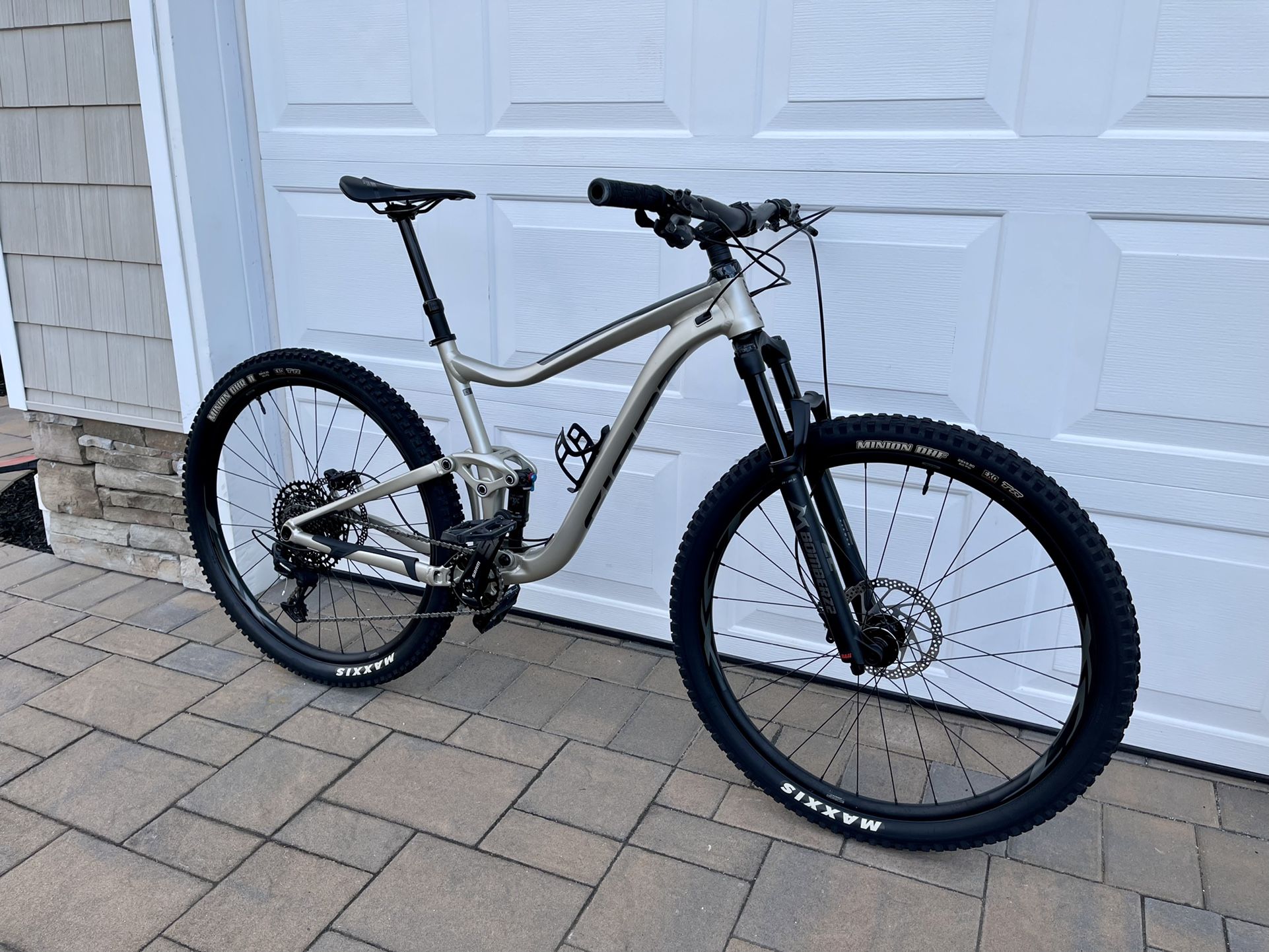 2020 Giant Trance 29er