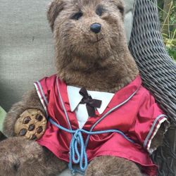Vintage Gund Bear with Chocolate chip cookie in hand