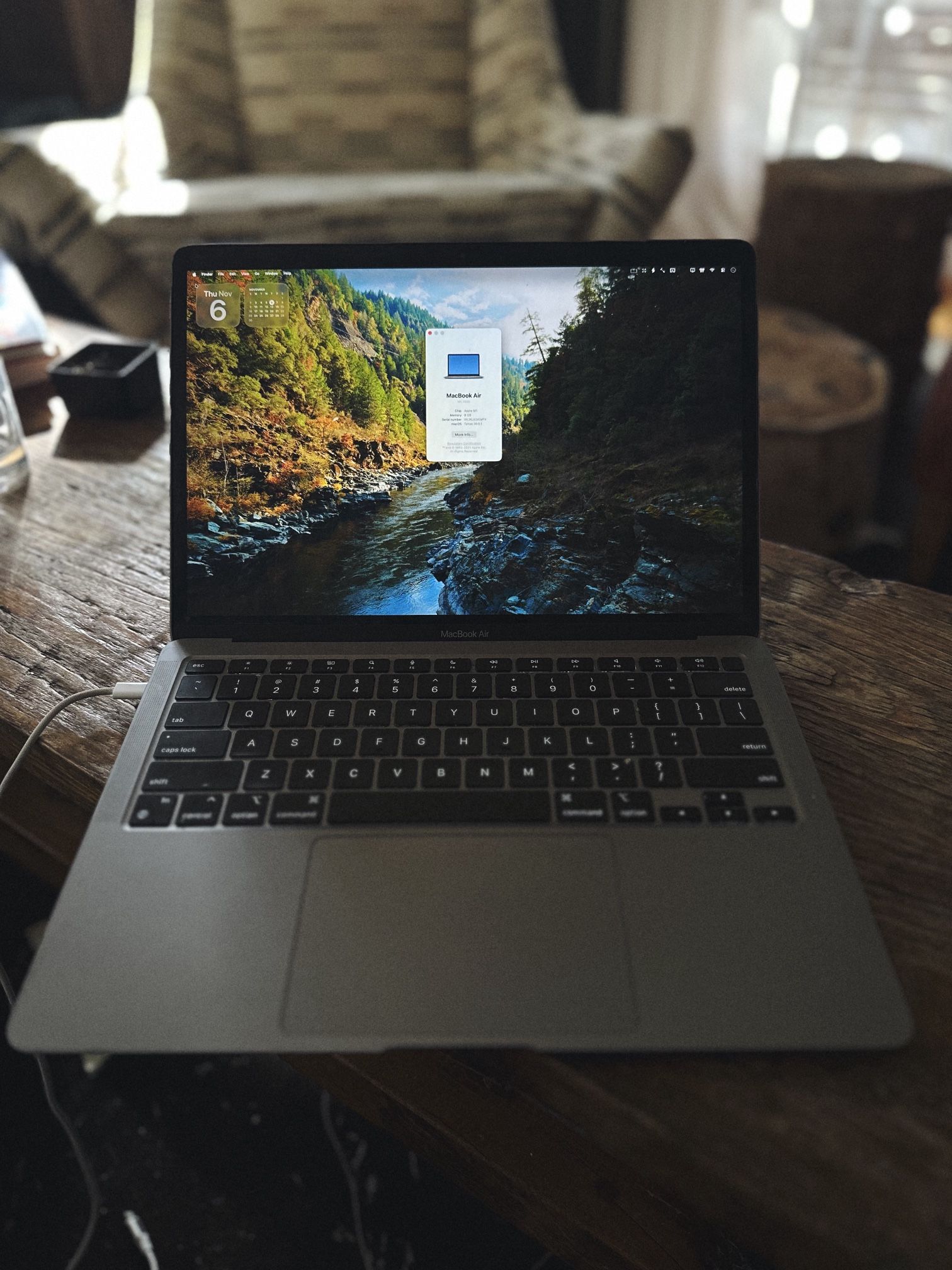 Apple MacBook Air, M1, 8gb of ram, 256gb - Perfect Condition 