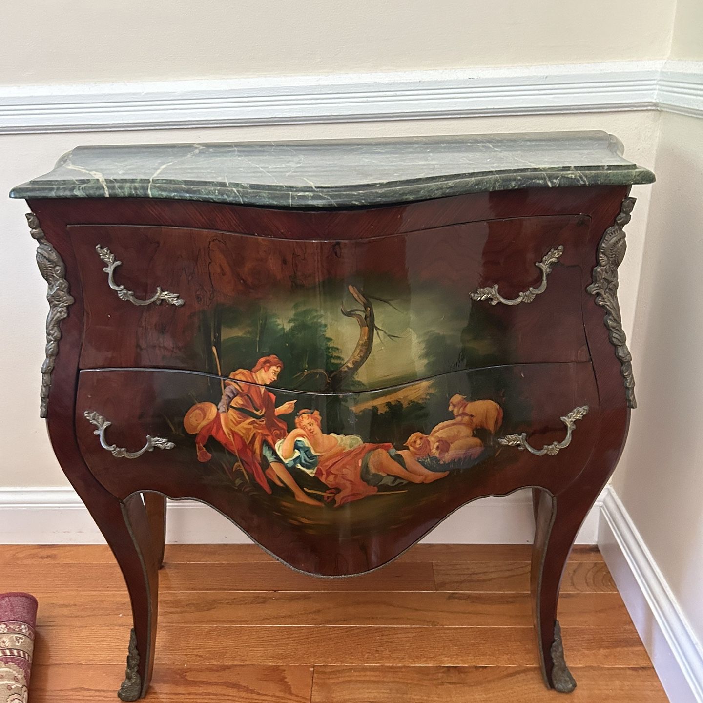 Traditional Style Entrance Console - Marble Top
