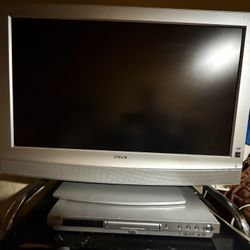 Hdtv Monitor Dvd   Jvc Player 
