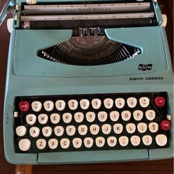 Vintage Smith Corona Typewriter
