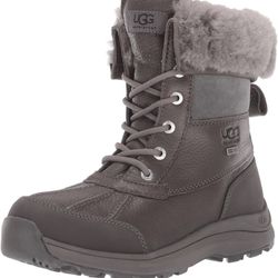 Ugg’s Adirondack Boot Women’s 7.5