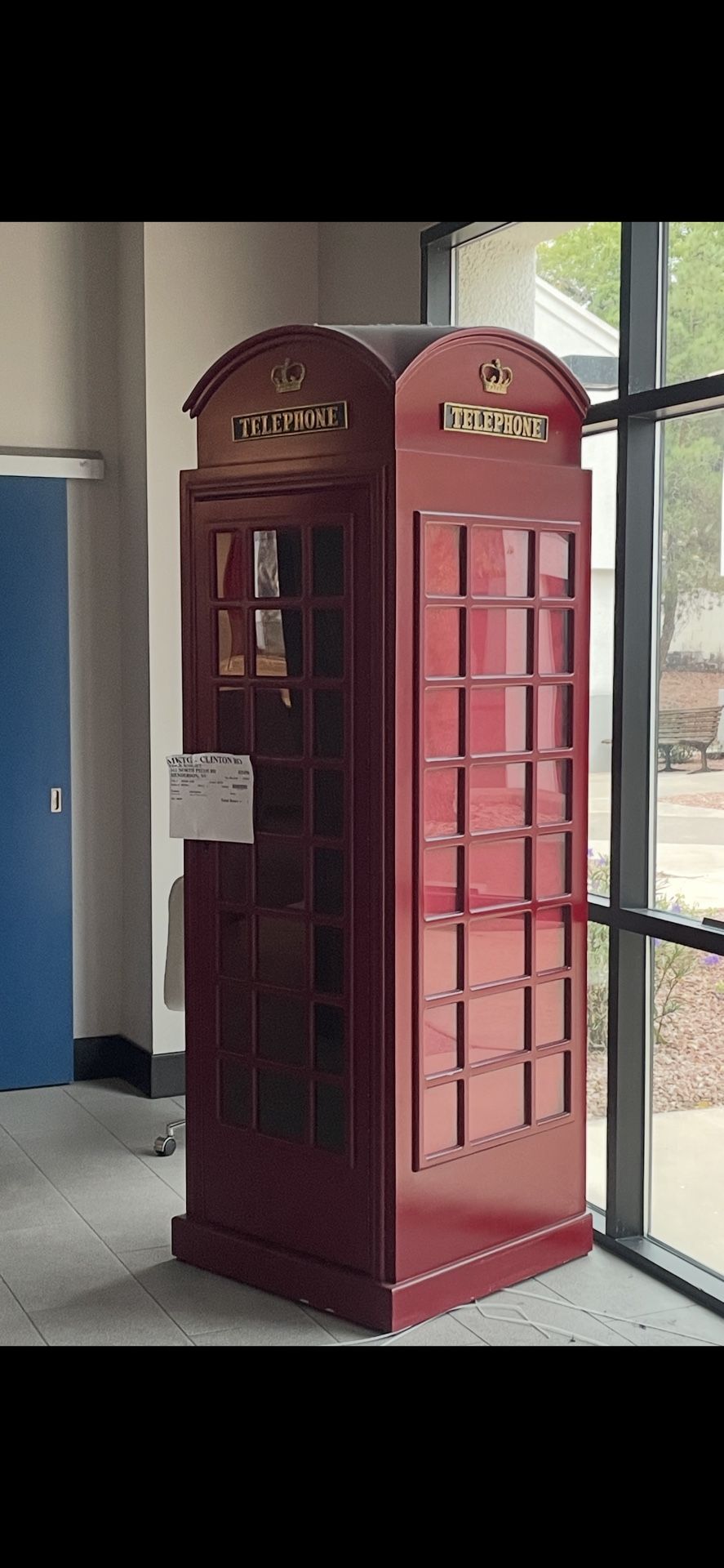 Vintage Phone Booth    -can Deliver-