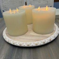 3, Vanilla Scent, Flickering Candles.