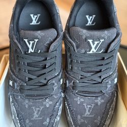 Louis Vuitton Shoes Size 11