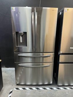Samsung 4 Door Refrigerator In Full Depth