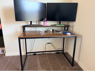 Computer Desktop table