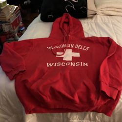 Hoodie sweatshirt with hand warmer Wisconsin dells
