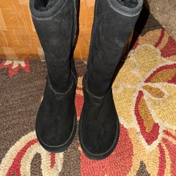 Bearpaw Black Boots Sizes 6-5