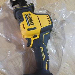 DeWalt ATOMIC  DCS369