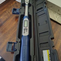 Quinn 3/8 Digital Torque Wrench
