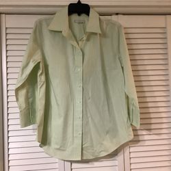 Women’s Shirt (size L)