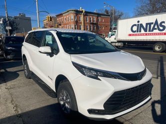 2023 Toyota Sienna