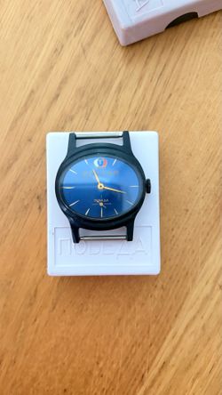 NOS Pobeda “Russia” Mechanical Watch – Black Case – Blue Sunburst Dial – Hand-Wind