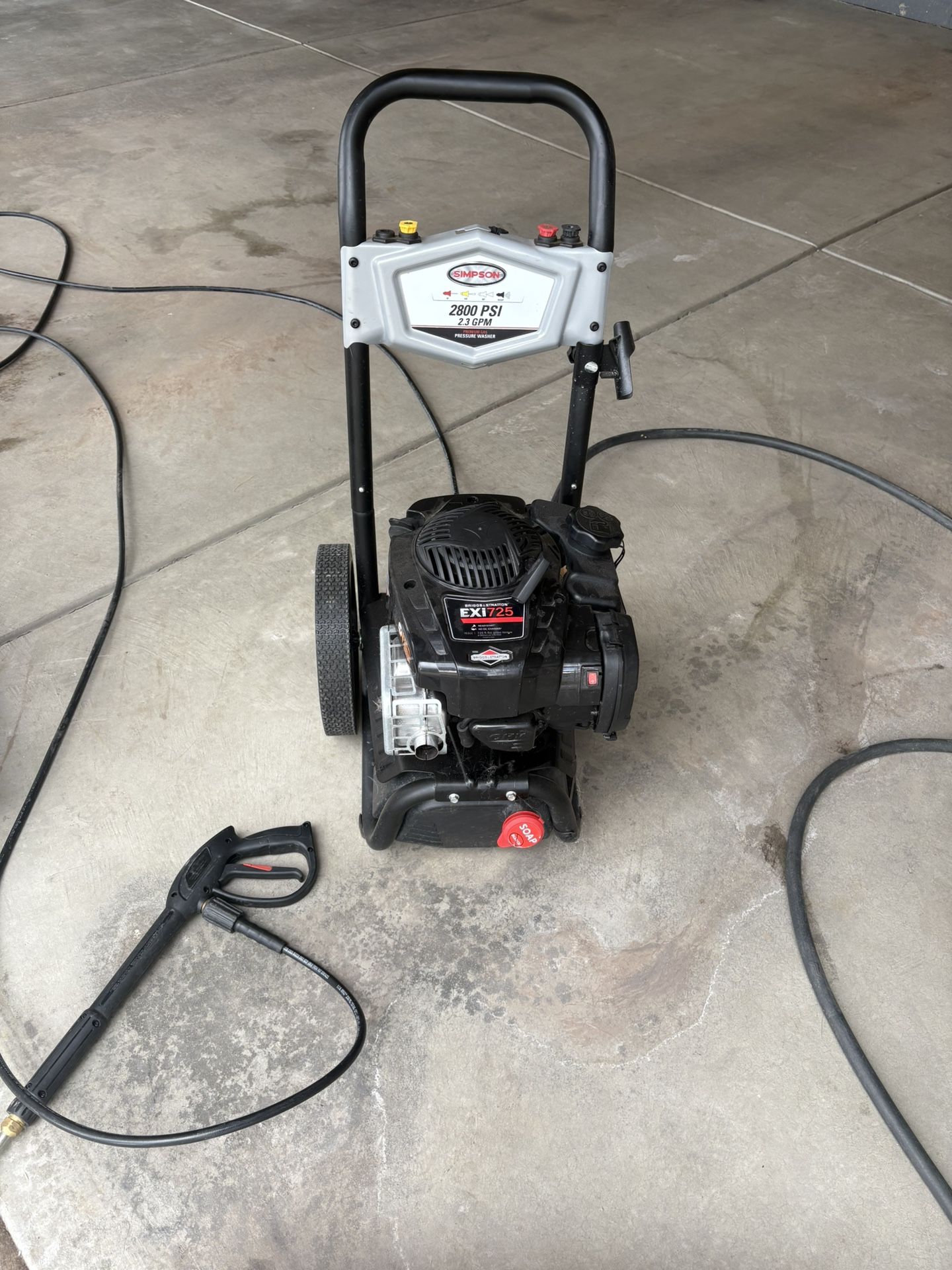 Pressure Washer - Briggs & Stratton - 2800 PSI
