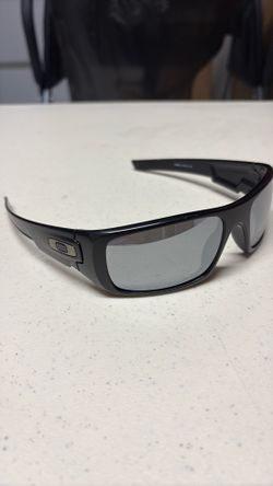 Oakley Crankshaft
