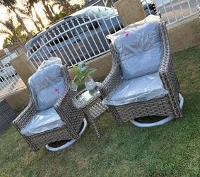 Patio Outdoor bistro set brand new