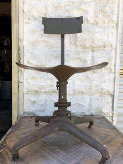 Burrougs Military vintage old-school antique classic chair