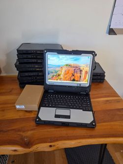 Panasonic Toughbook CF-33 MK2 | i7-10810U 16GB 1TB NVMe | Win 11 Pro + LTE + Dock + New OEM Charger