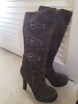 New brown boots size 6